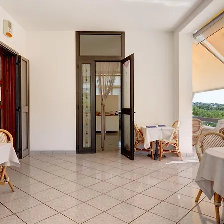 Hotel Piccolo Rosa 2*