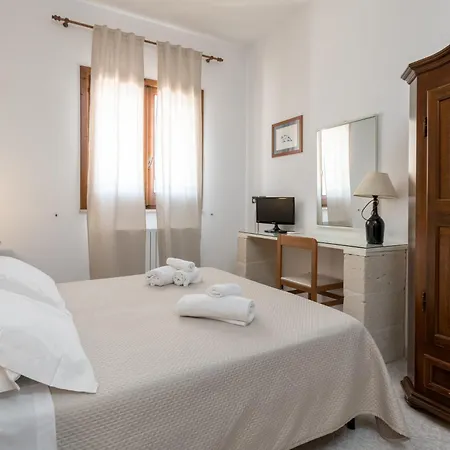 Hotel Piccolo Rosa 2*