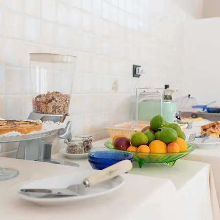 Piccolo Rosa Hotel 2*